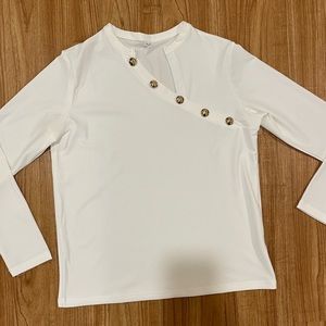 Woman’s White Top